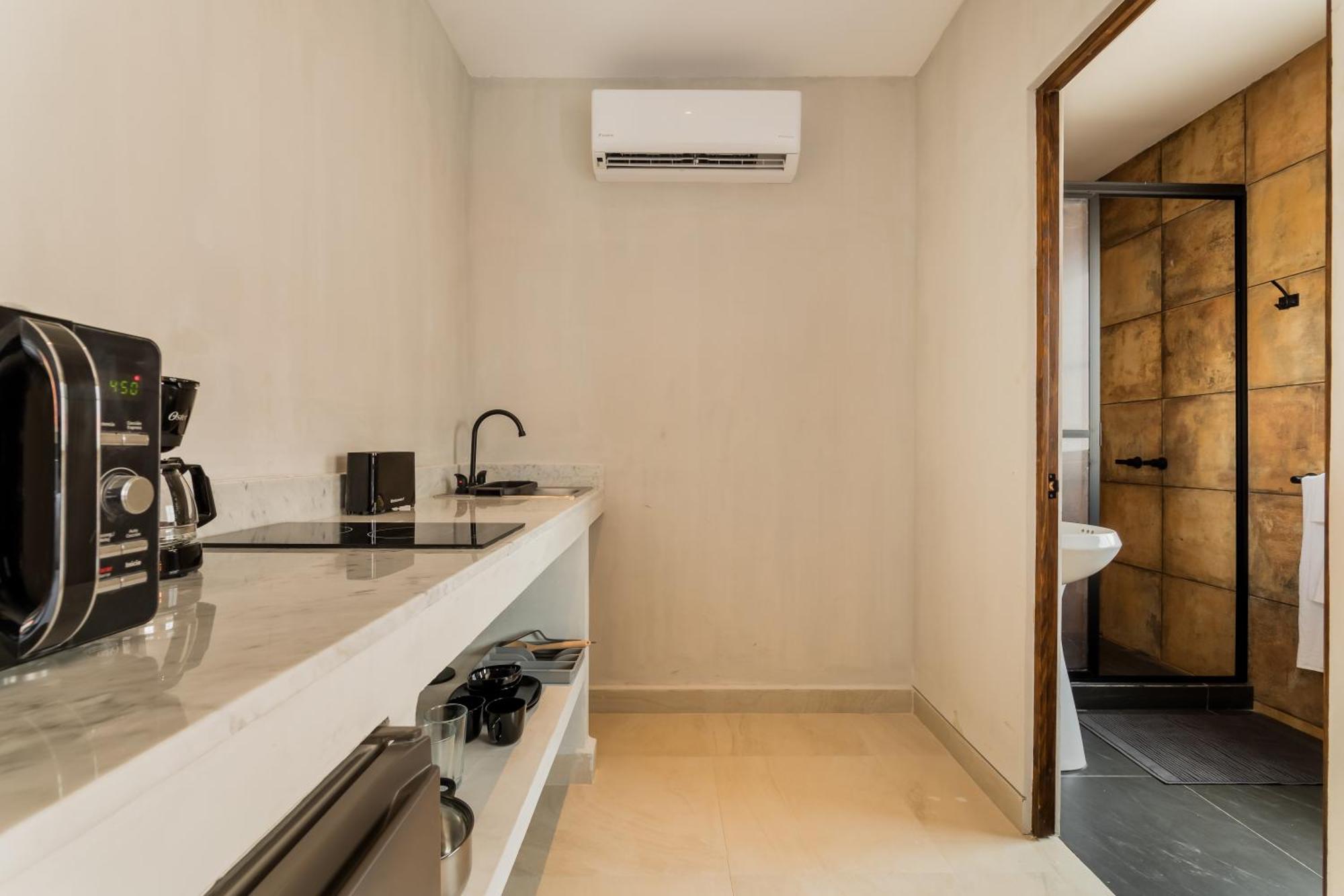 *Casa Aluxes- Guesthouse* カンクン エクステリア 写真